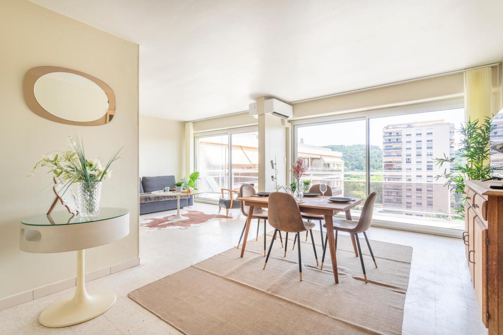 Grand T2 Lumineux Et Climatise Avec Balcon Appartamento Aix-en-Provence Esterno foto